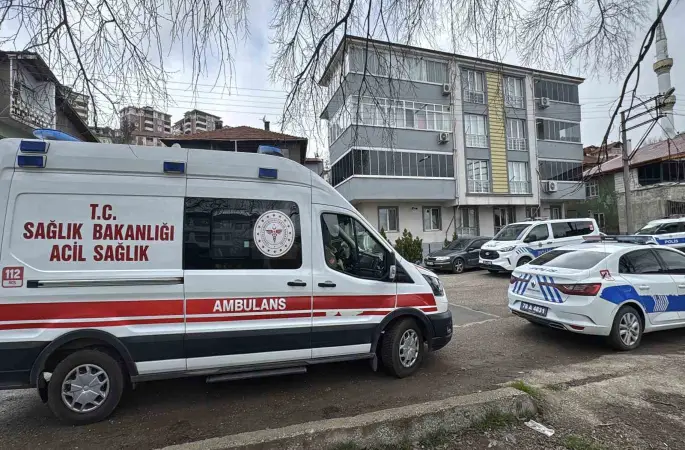 Yaşlı kadın evinde ölü bulundu
