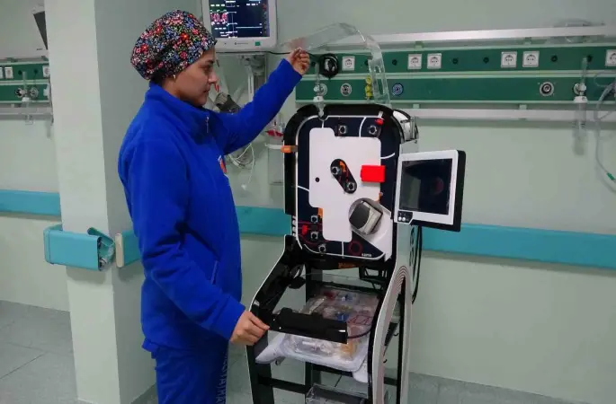 Yeni nesil ‘hücre kan kurtarma cihazı’ Mersin’de kullanılmaya başlandı
