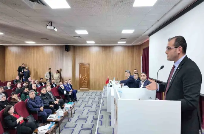 Yeşilay, Yüreğir’de muhtarlarla buluştu
