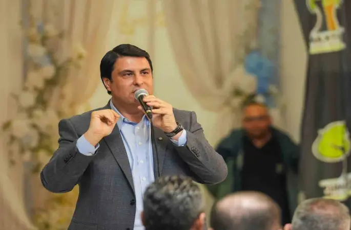 Yılmaz, çalışma arkadaşlarıyla iftar sofrasında buluştu
