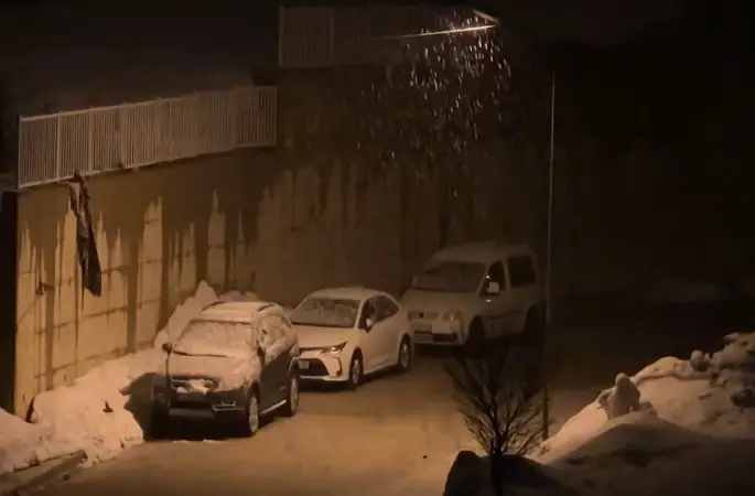 Yüksekova’da kar yağışı etkili oluyor
