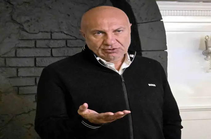 Yüksel Yıldırım: "Ligi ilk 5’te bitiremezsek bu bir başarısızlıktır"
