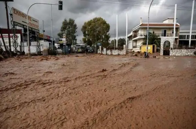 Yunanistan’da sel felaketi: 1 ölü, 1 kayıp