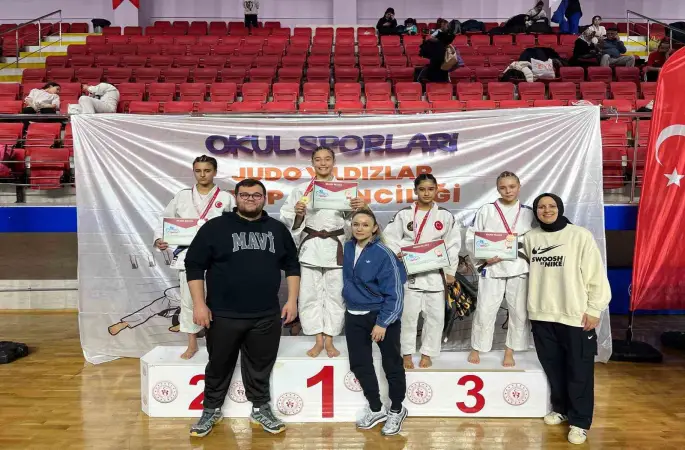 Yunusemreli judoculardan 7 madalya
