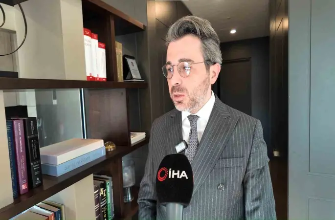 Yürüyerek girdiği hastaneden cenazesi çıktı:  Doğal ölüm raporu adli vakaya döndü
