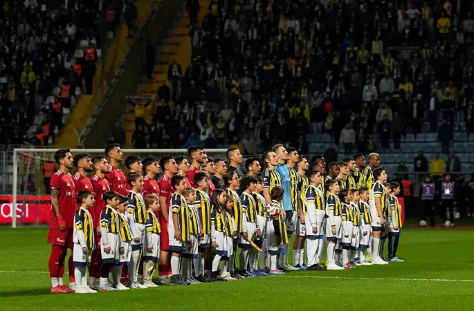 Ziraat Türkiye Kupası: Beyoğlu Yeni Çarşı: 0 - Fenerbahçe: 0 (Maç devam ediyor)
