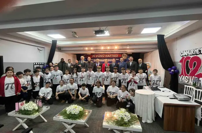 Zonguldak’ta Gazi Mustafa Kemal Ortaokulu’nda Pi Günü kutlandı
