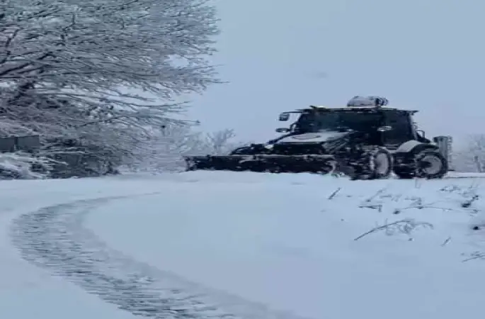 Zonguldak’ta kar yağışı nedeniyle 82 köy yolu ulaşıma kapandı
